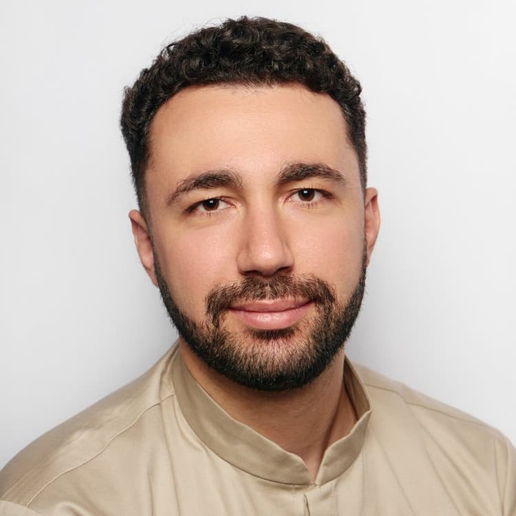 Юсуфов Абрам Олегович