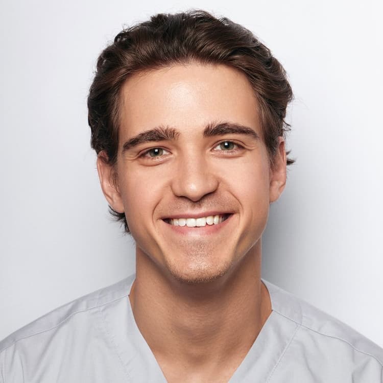 Бондарь Владислав Алексеевич