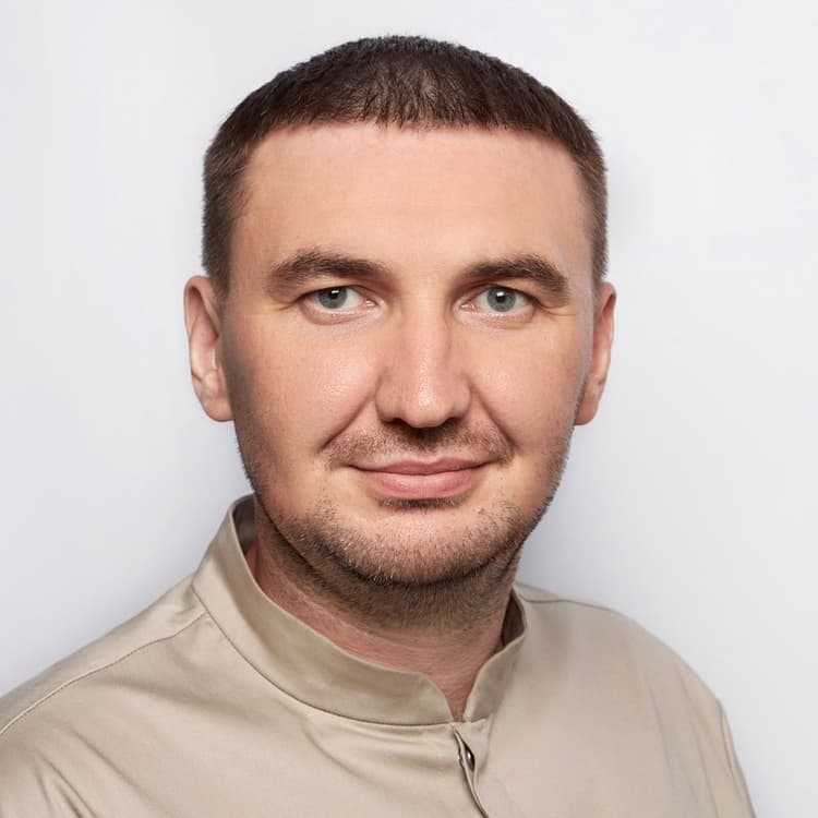 Михайлов Максим Леонидович